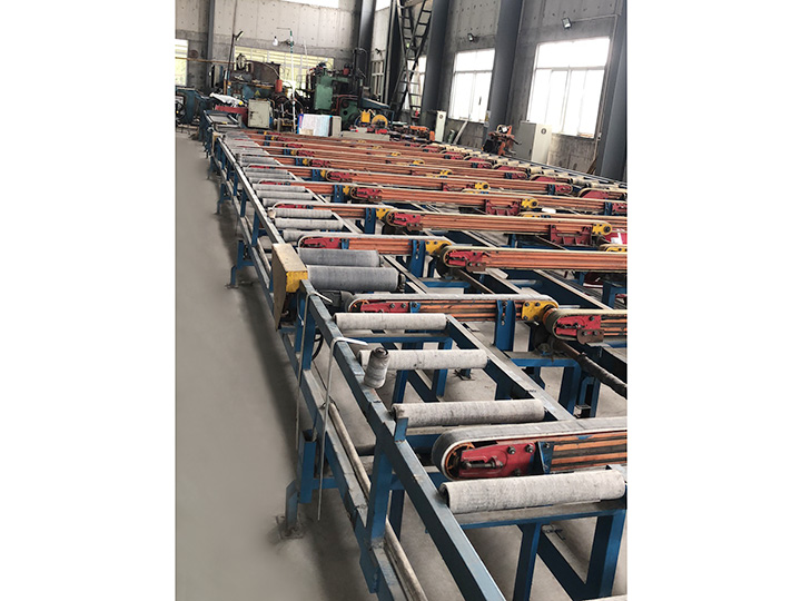 鋁材擠壓機(jī)